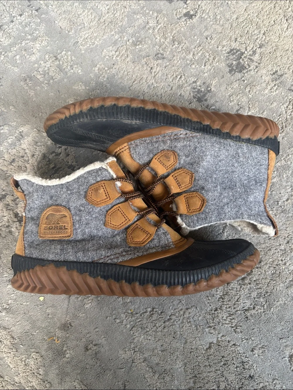 Sorel Grey Felt & Brown Leather Lace-Up Winter Boots
